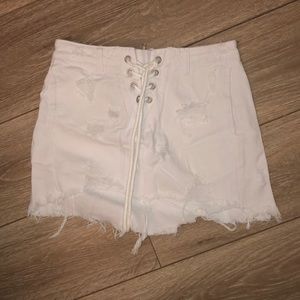 White denim skirt